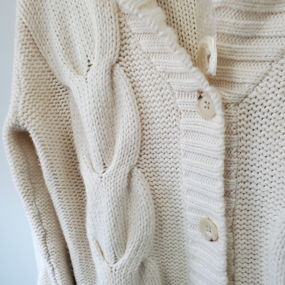 Eddie Bauer cable knit sweater cardigan - Picture 3 of 7